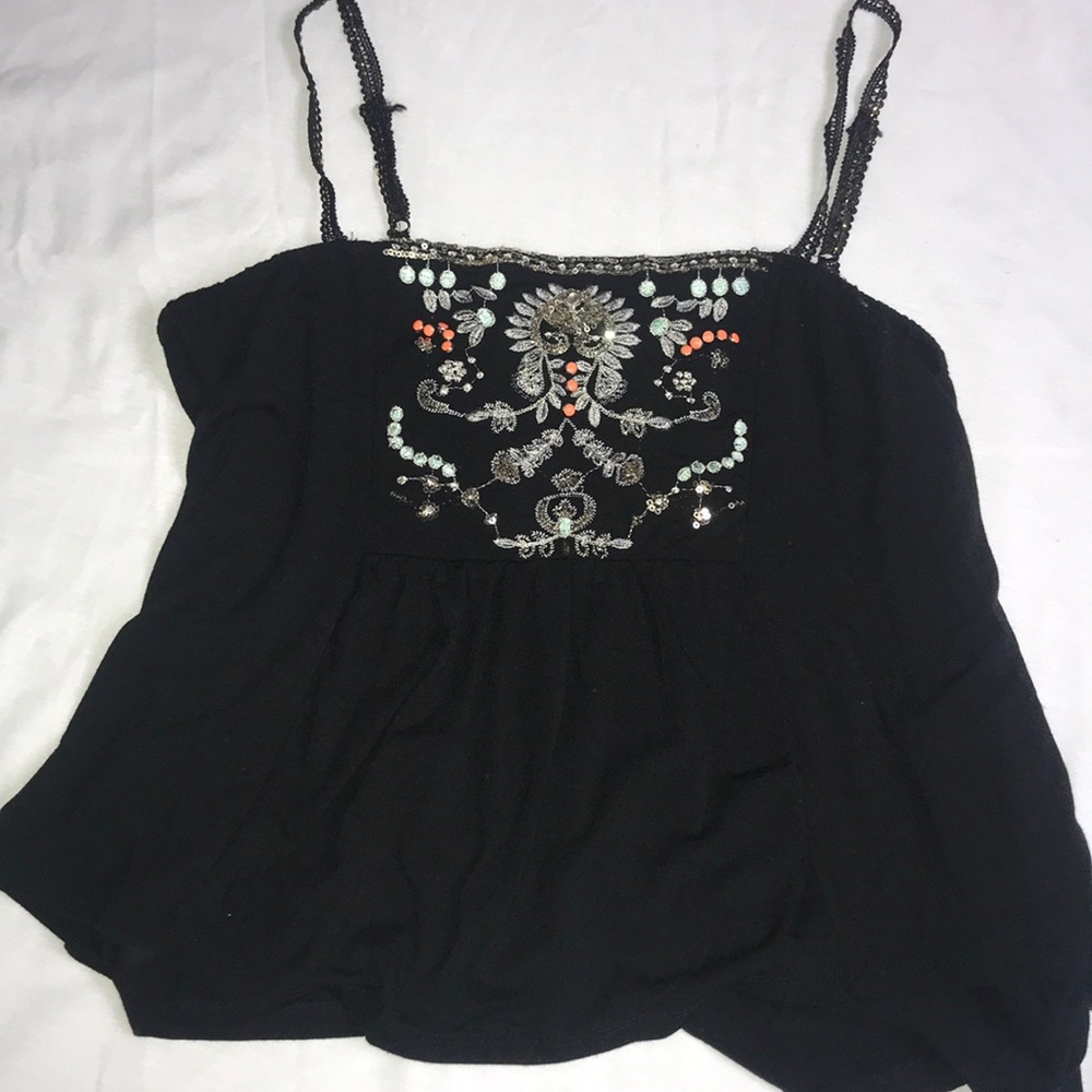 Loose hanging tank top